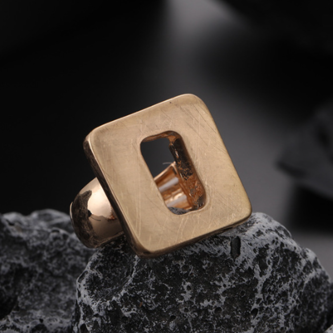 Anillo Alina