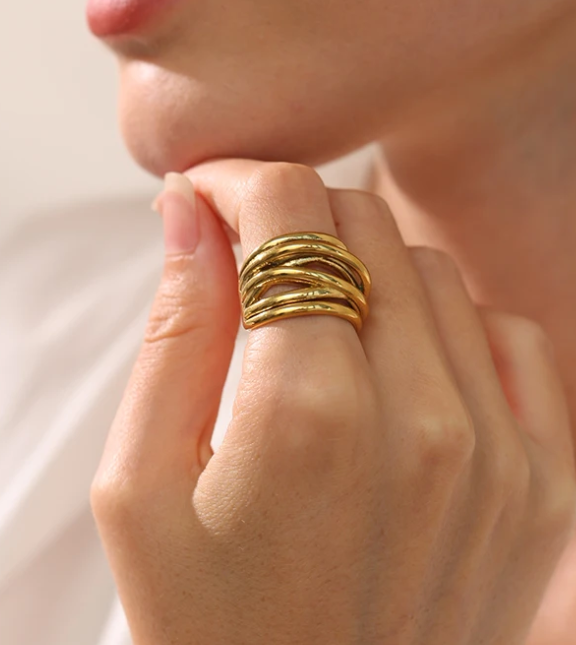 Anillo Dora