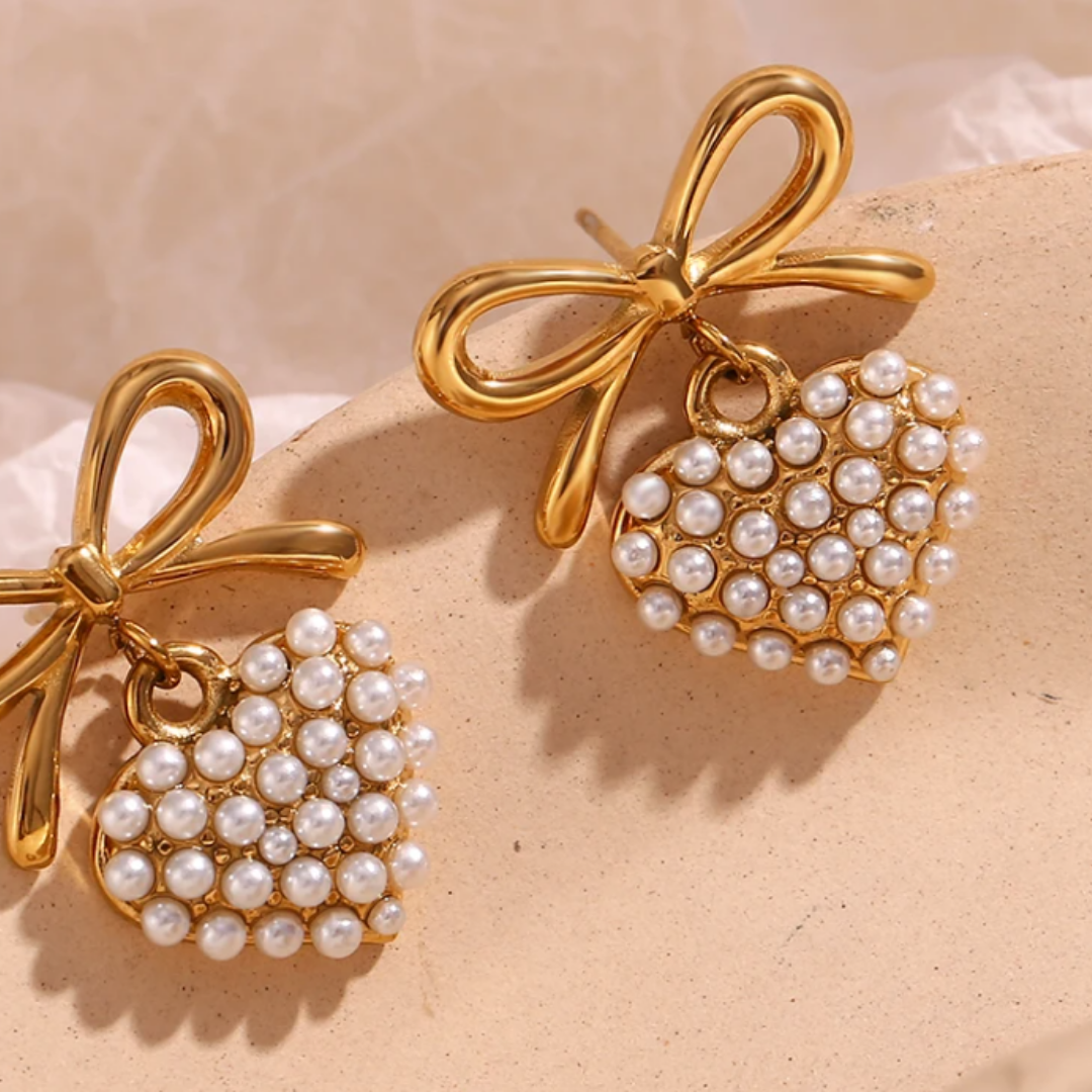 Arete amor de perlas