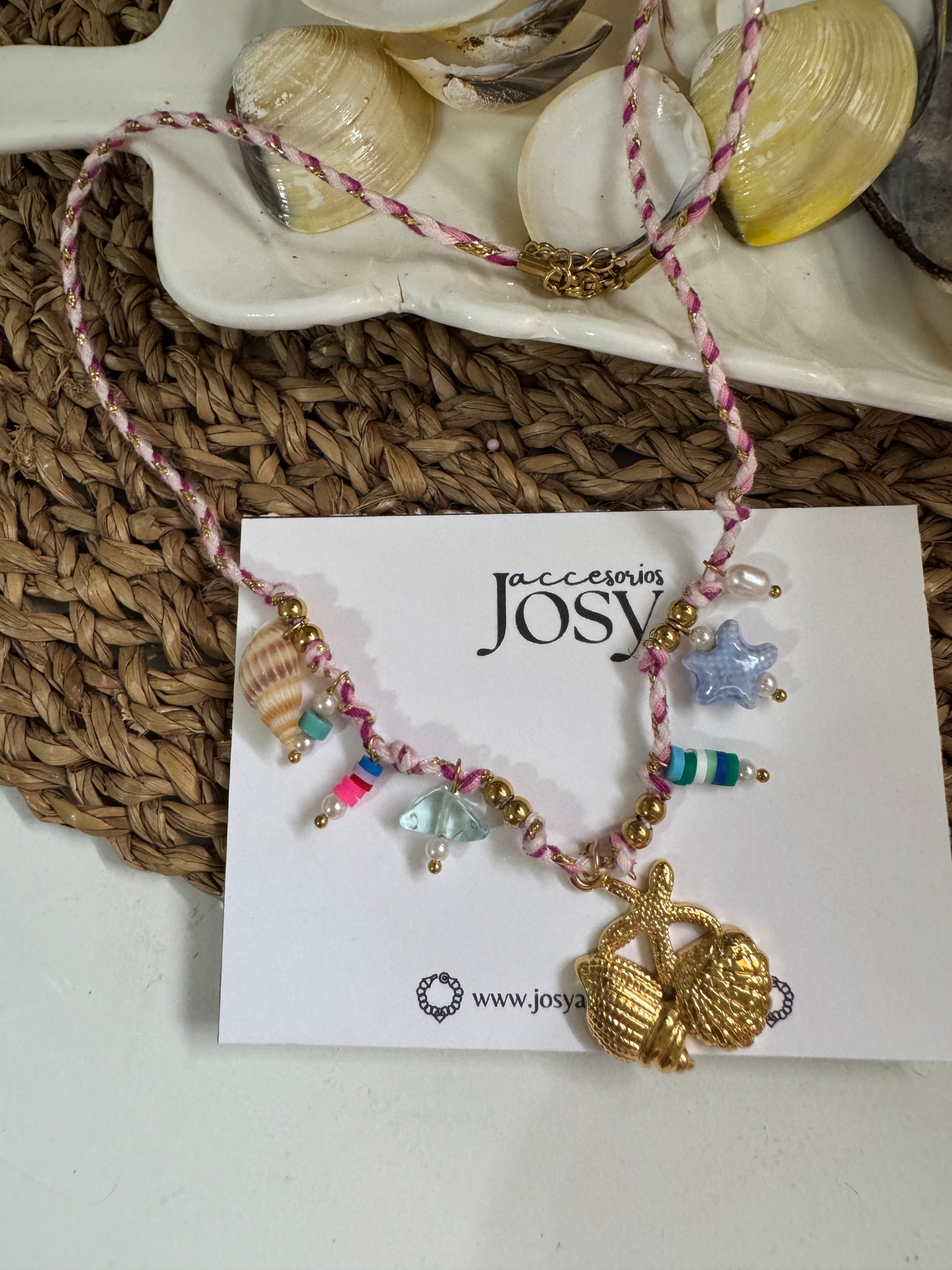 Collar de estrella de mar con concha