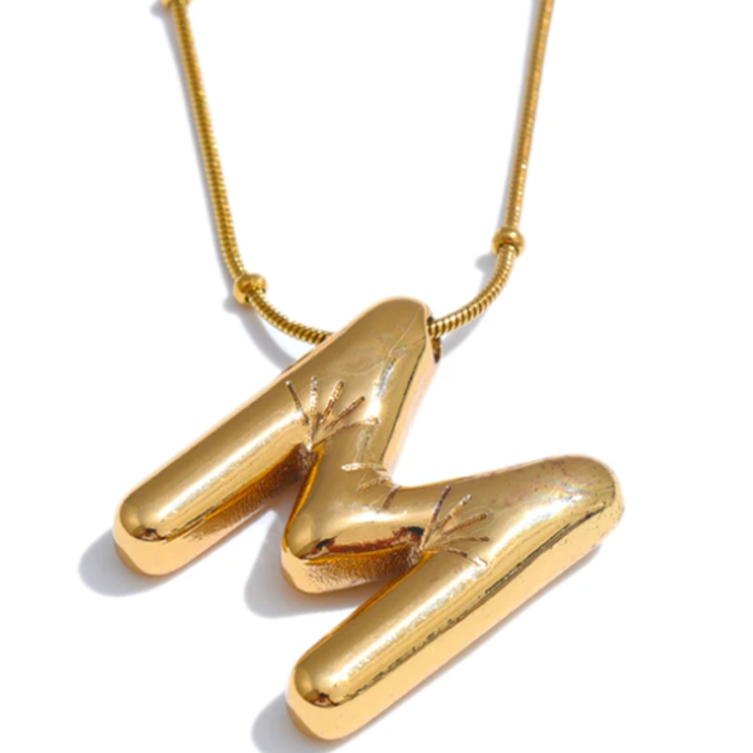 Cadena colgante de inicial