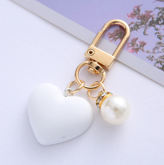 Llavero de corazón esmerilado Blanco