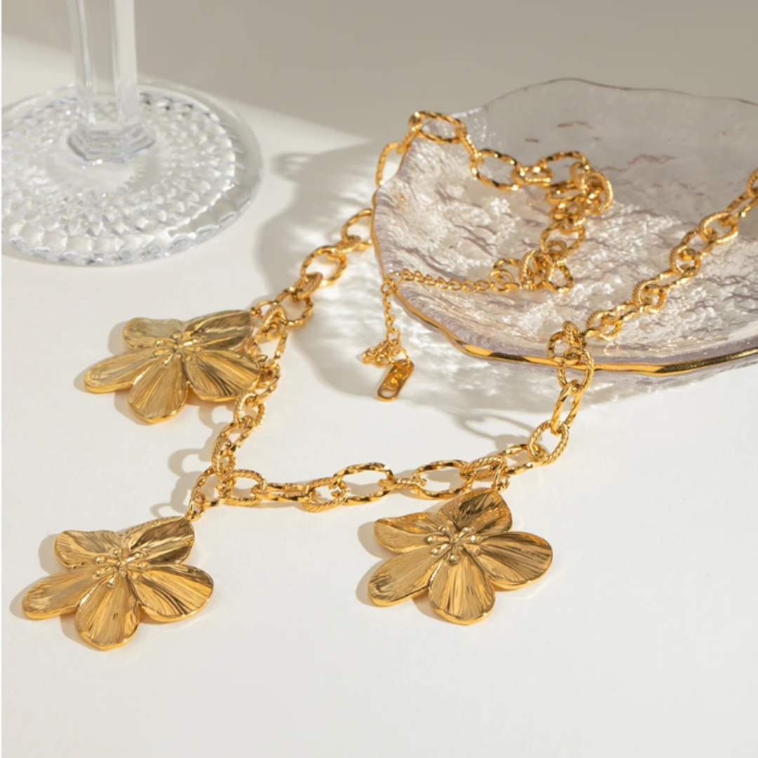 Collar Tres Flores