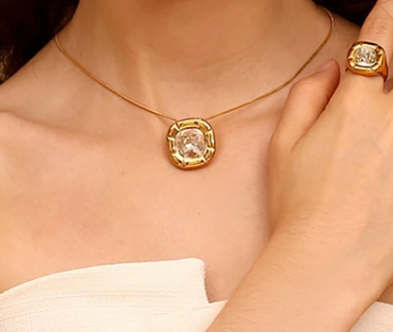 Cadena Petra Rita