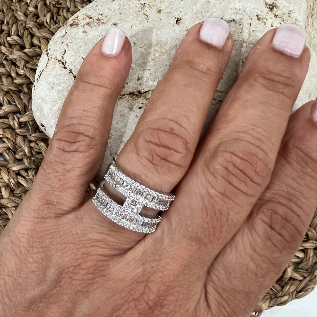 Anillo H