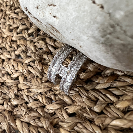 Anillo H
