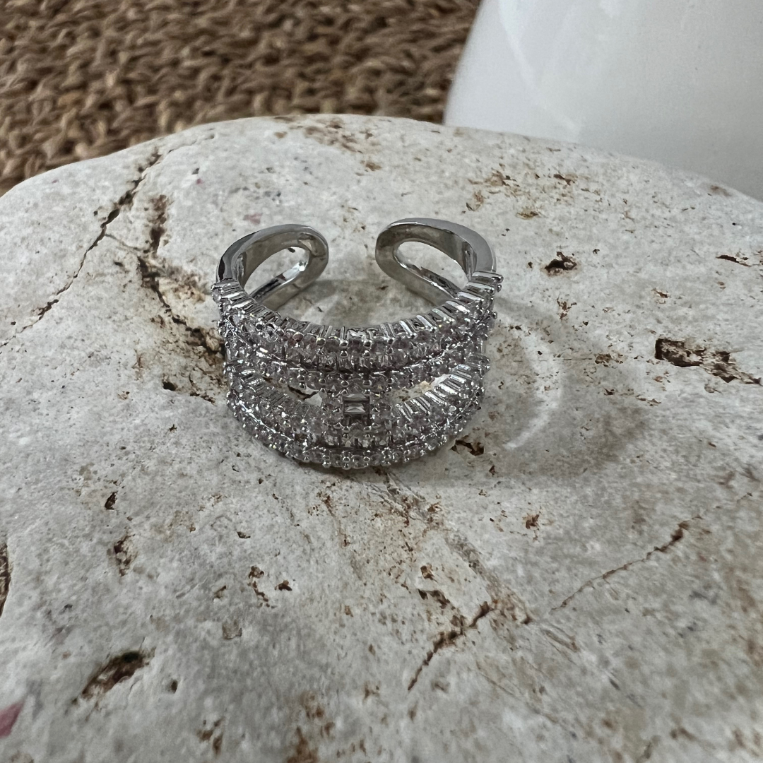 Anillo H