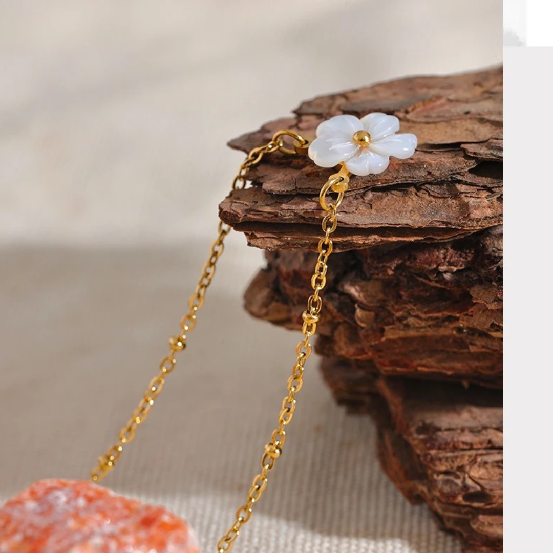 Collar Flor Blanca