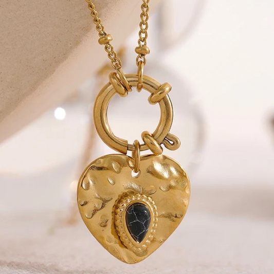 Collar Corazón de Piedra Negra